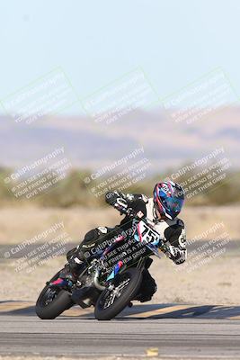 media/Dec-04-2025-Racers Edge (Thu) [[5ebc9f124d]]/3-B Group/2-Session 1 (Turn 4 Entry)/